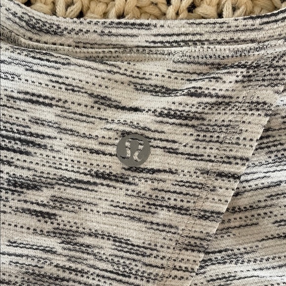 lululemon Open Back Top - Picture 4 of 4